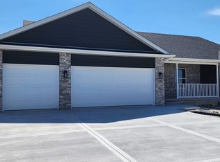 533 Carriage Ct, Dwight, IL 60420
