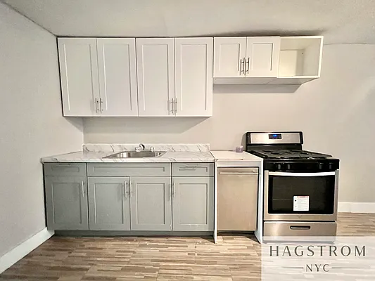 Rented by Hagstrom Management Inc | media 31