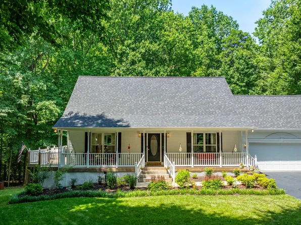 10908 Two Sisters Ln, Dunkirk, MD 20754