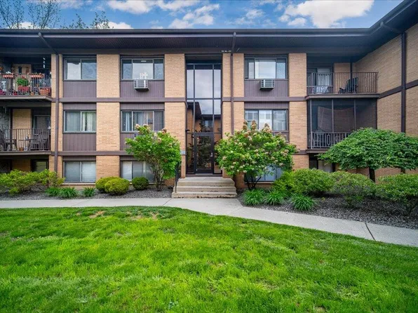 10 Oakwood Terrace #118, New Windsor, NY 12553