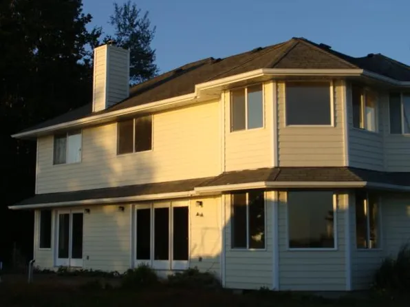 970 Ruby St, Blaine, WA 98230