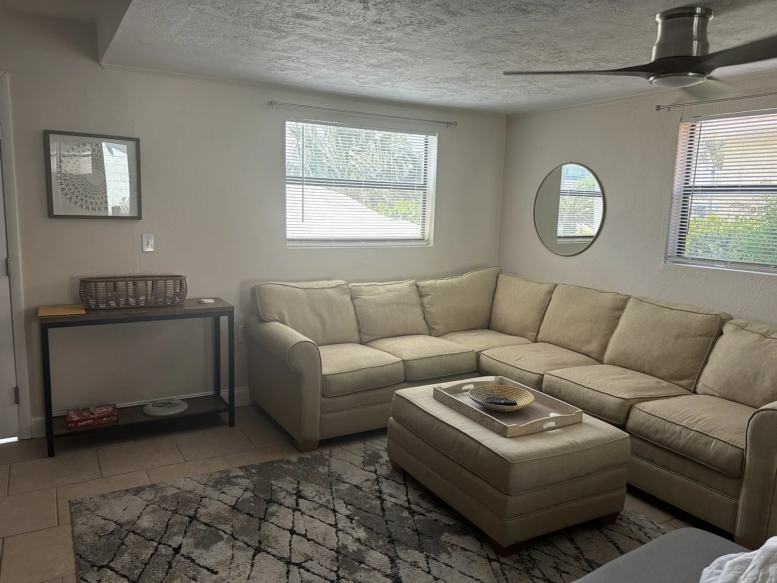 2 bed, 1007 sqft, $3,000 — Photo 4