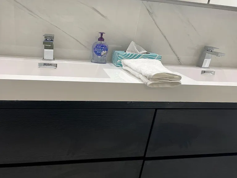 Modern bathrooms with double sinks