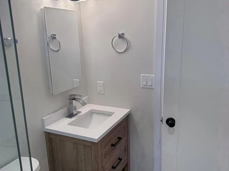 52 Lewis St #2 — Photo 3