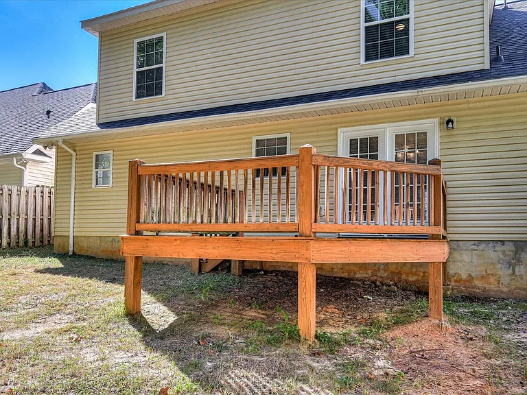 2928 Aylesbury Dr — Photo 35
