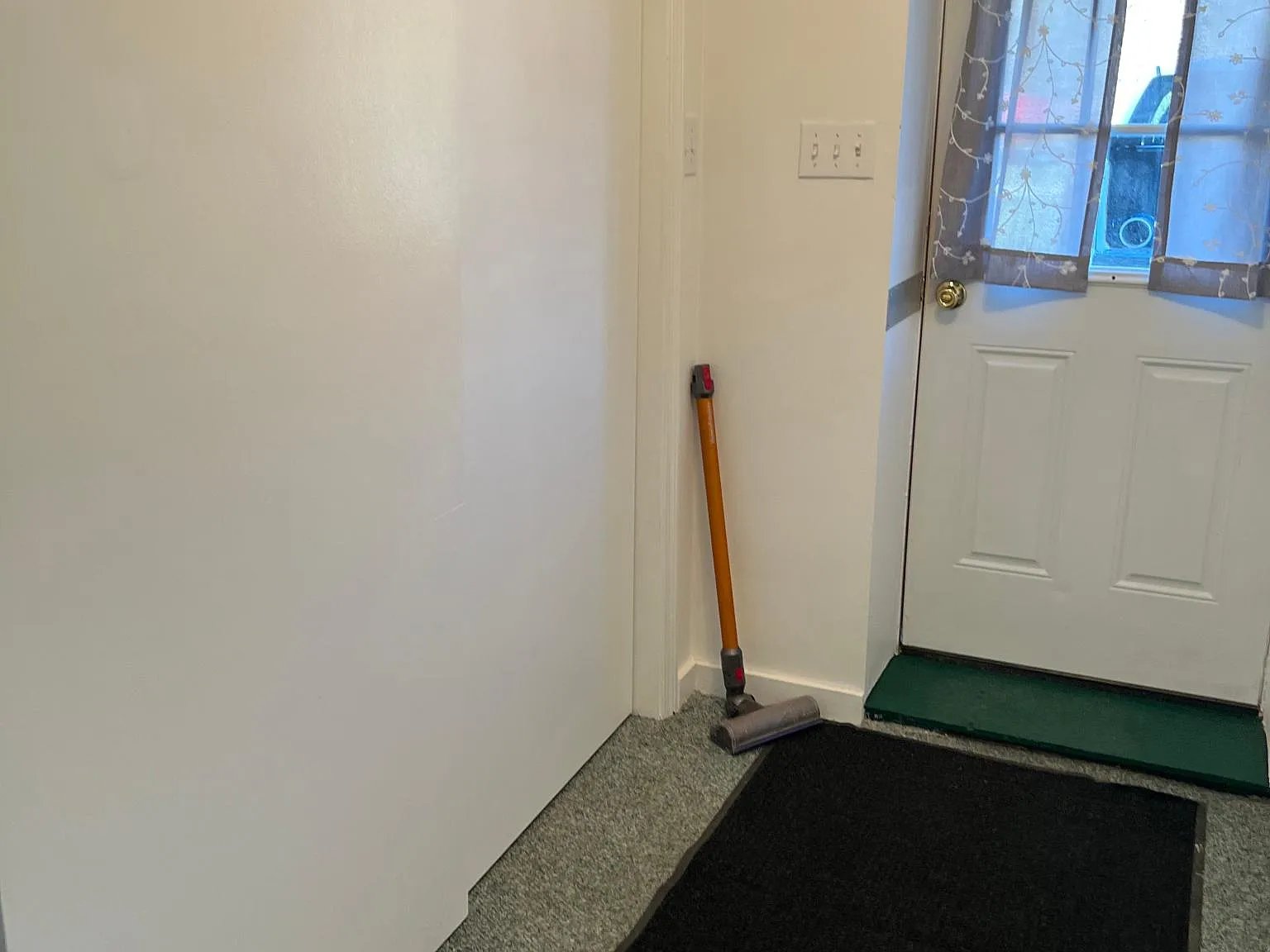 2 bed, $1,500 — Photo 2