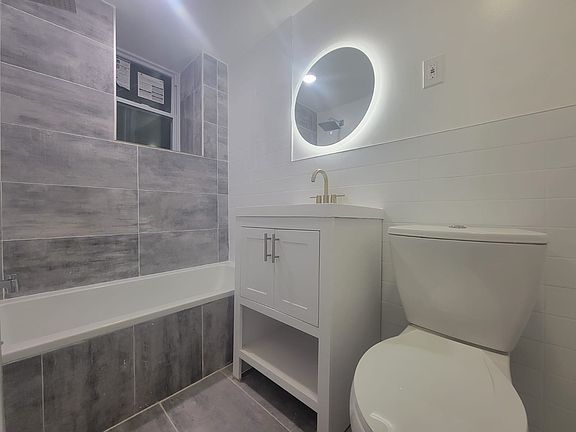 2nd image of 196 Clinton Ave #210E