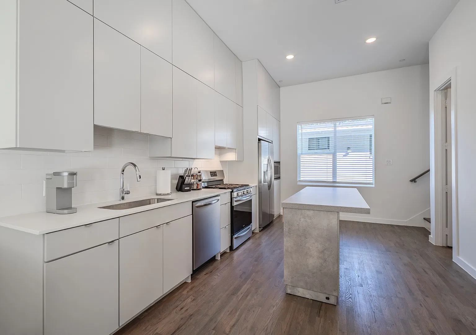 Modern Townhome with Dual Primary Suites & 2-Car Garage | Knox-Henderson / Lower Greenville — Photo 4