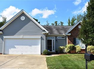 6121 Trotting Pl, Greensboro, NC 27405