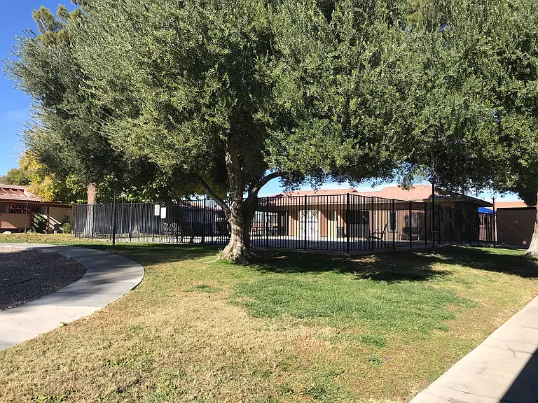 429 N Lamb Blvd #B — Photo 13