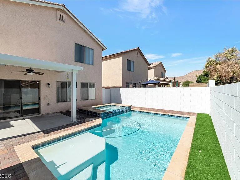 9632 Gatesville Ave — Photo 2