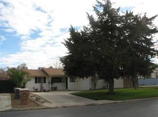 2904 Laurel Dr, Bakersfield, CA 93304