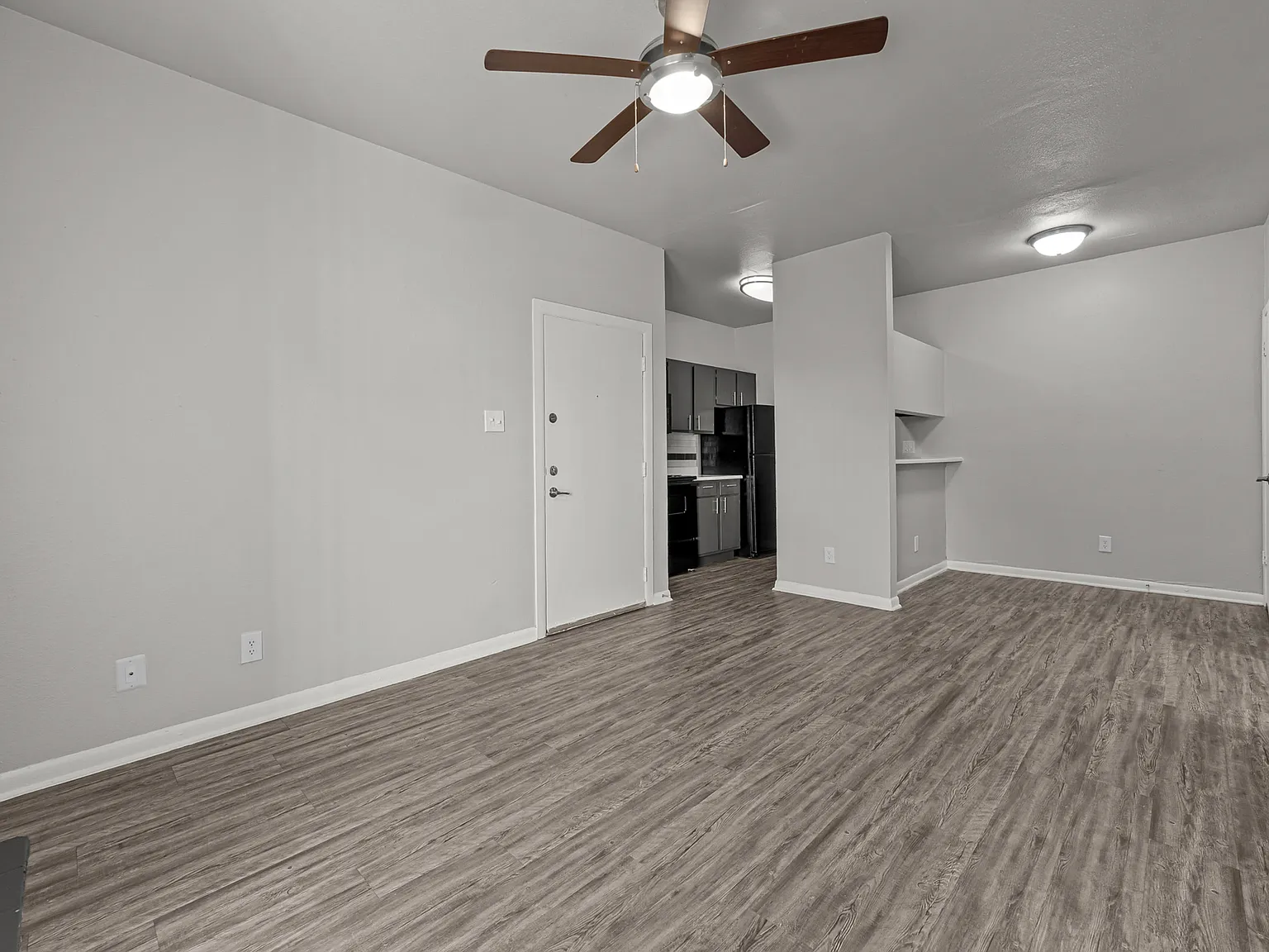 23Hundred Apartments — Photo 4