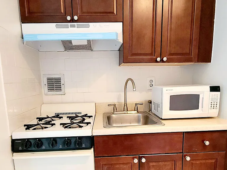 1011 Arlington Blvd #514 — Photo 7