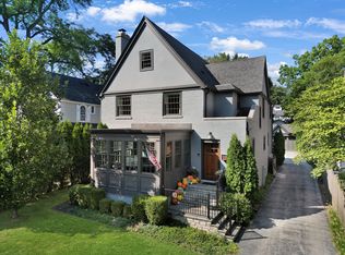 1503 Edgewood Ln, Winnetka, IL 60093