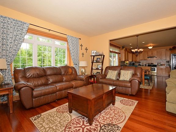2nd image of N109W14950 Preserve Pkwy