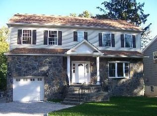 34 Mohawk Rd, Yonkers, NY 10710