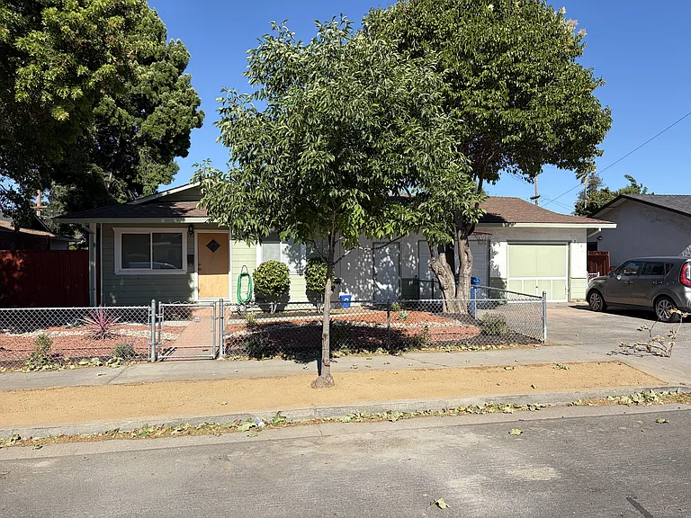 252 Superior Dr — Photo 6