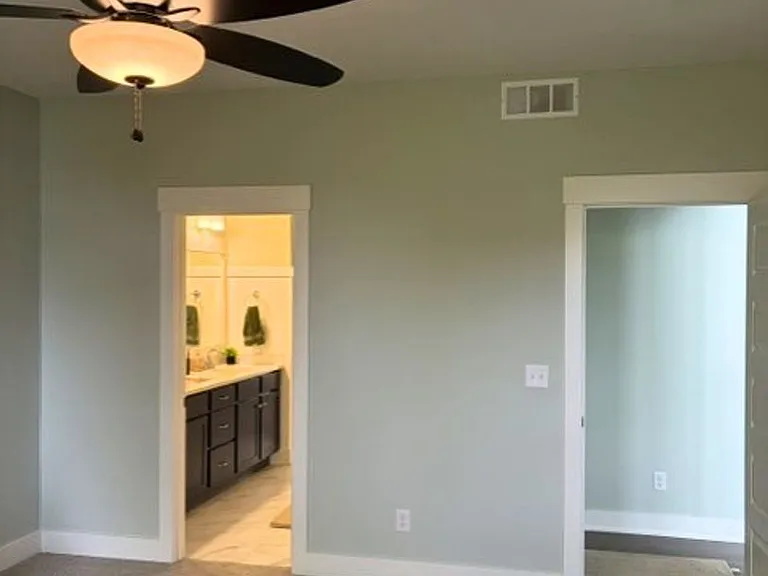 5961 Claymont Ct SE — Photo 23