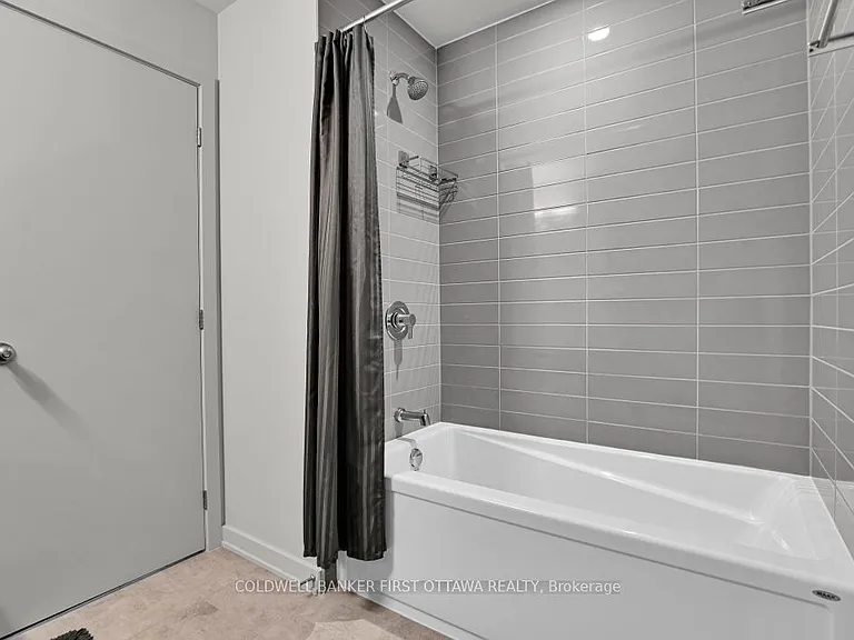 1035 Eider St — Photo 20