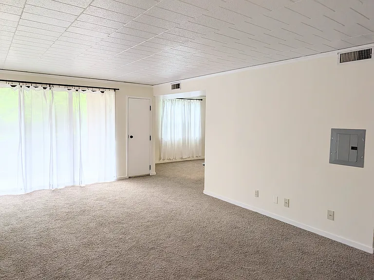 136 Centennial Ave #100 — Photo 7