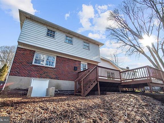 4th image of 1203 Arundel Dr