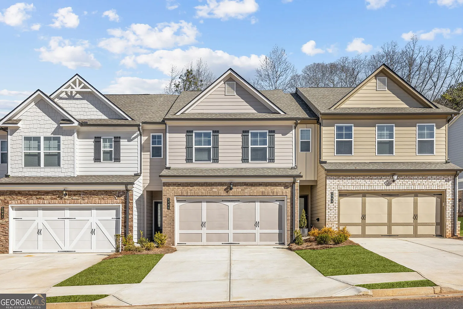 5605 Overview Dr photo 1