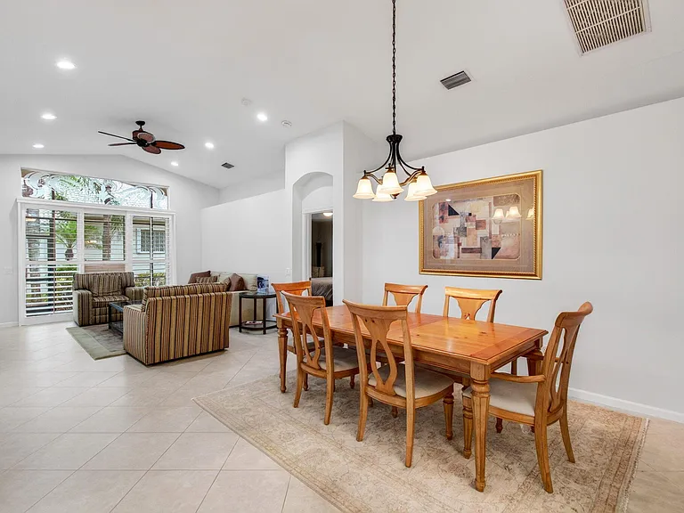 9895 Tallyrand Dr — Photo 8