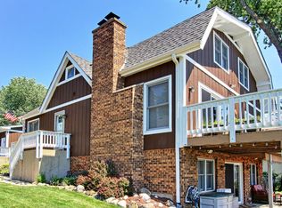 4921 W Flanders Rd, McHenry, IL 60050