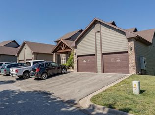 1251 Golf Dr, Branson West, MO 65737