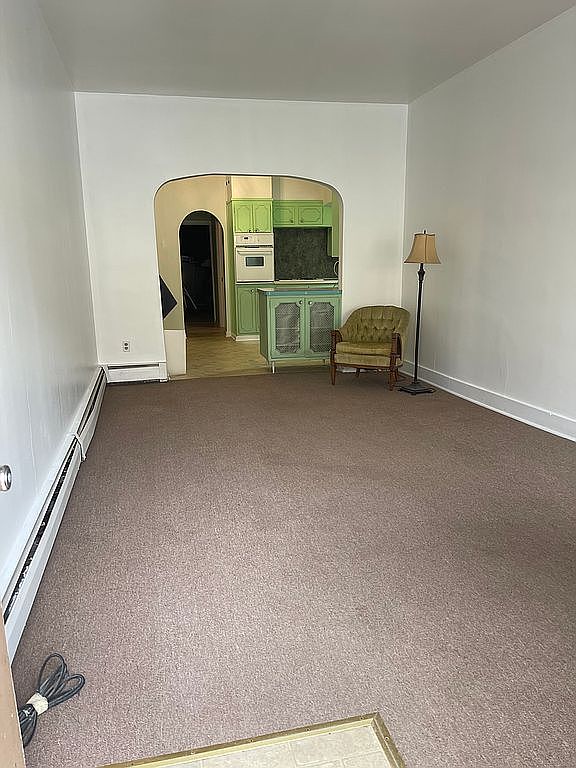 306 Centre St, Freeland, PA 18224 Zillow