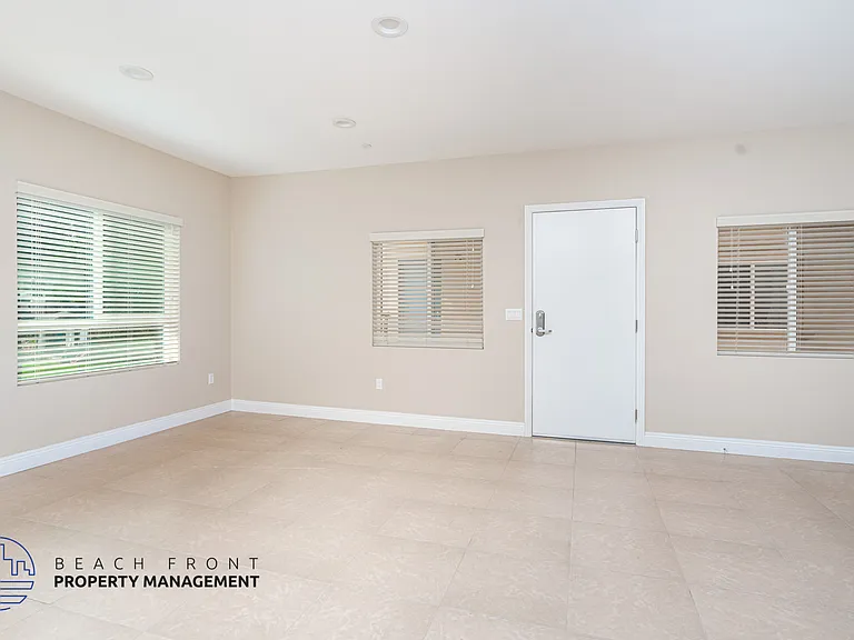 1522 Lomita Blvd. — Photo 17