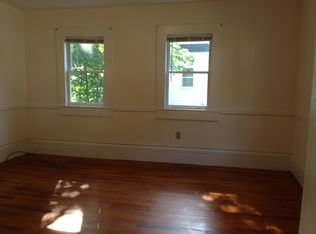 75 School St APT 1, Lisbon, NH 03585