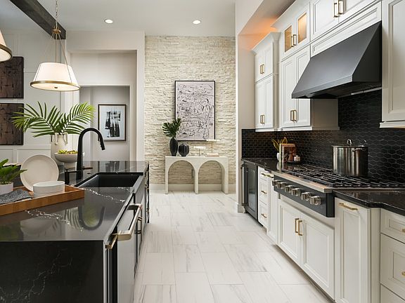 Gourmet Kitchen Key Largo II at Crosswind Ranch