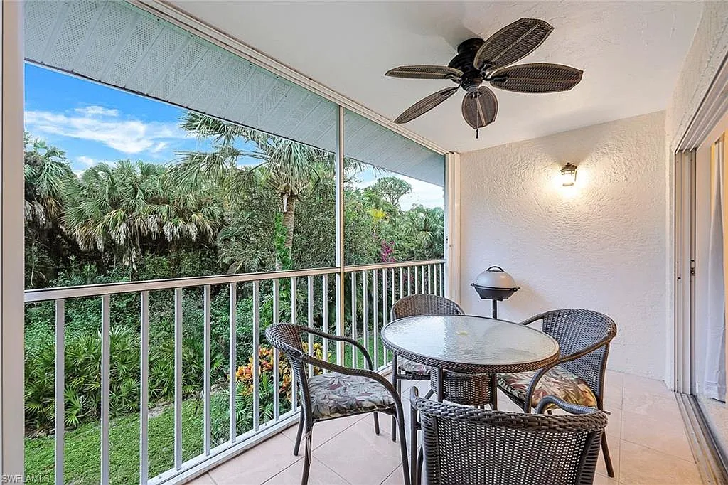 2 bed, 2.0 bath, 1200 sqft, $4,500 — Photo 1