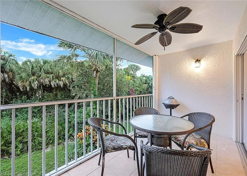 228 Belina Dr #606