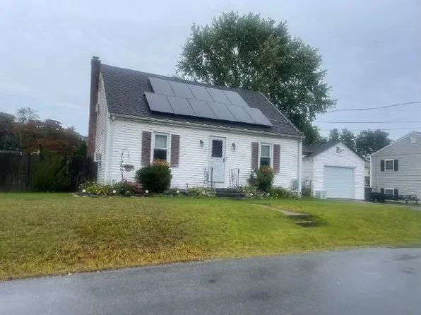 61 Lafayette St, West Warwick, RI 02893