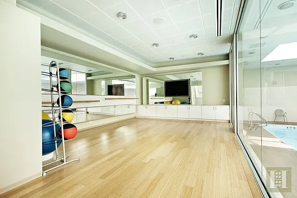 Rented by Halstead Real Estate | media 9