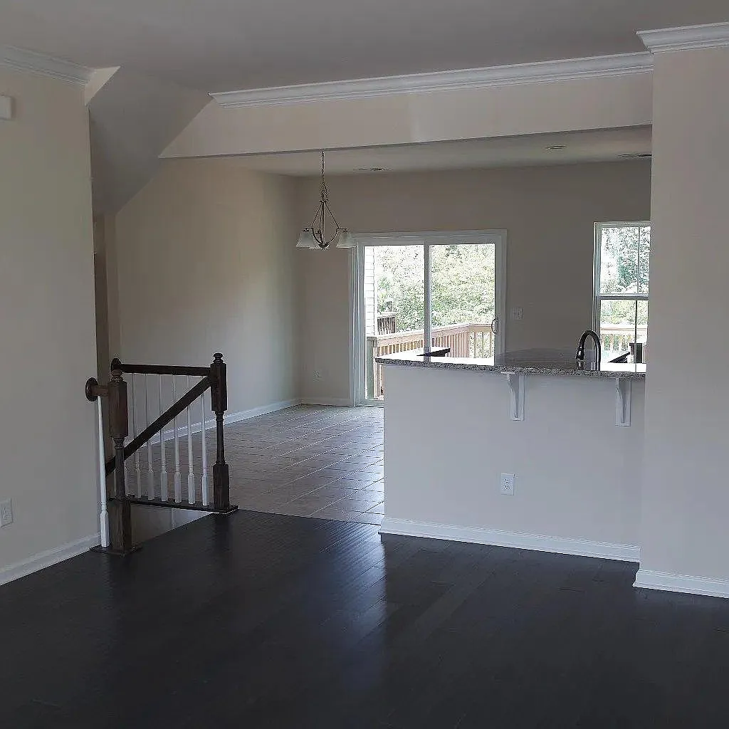 4 bed, 4.5 bath, 2213 sqft, $2,390 — Photo 1