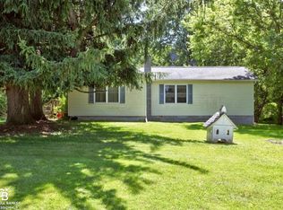 10097 Beckett Rd, Greenwood, MI 48006