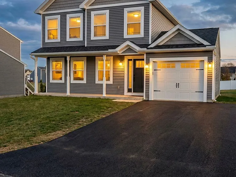 206 Woodridge Dr — Photo 1