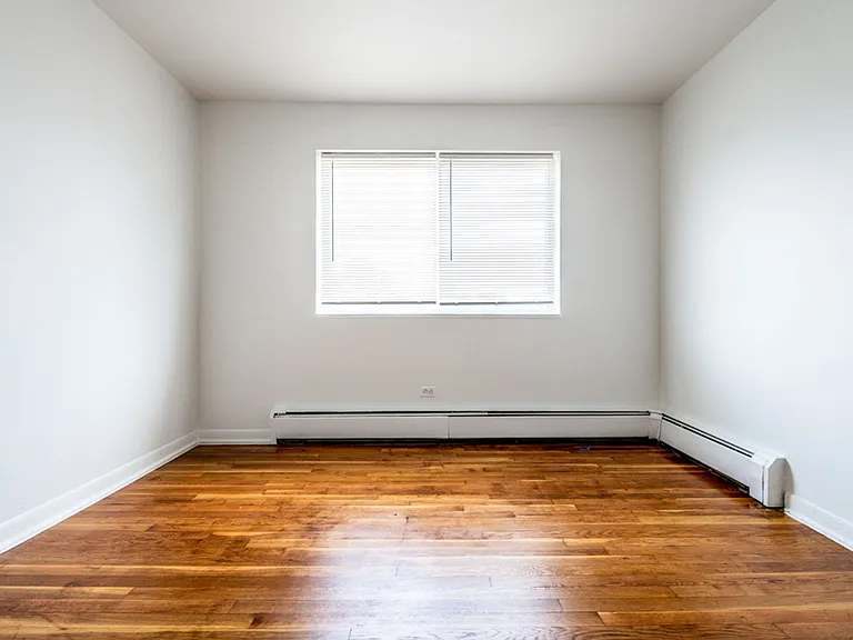 8326 S Ellis Ave — Photo 5
