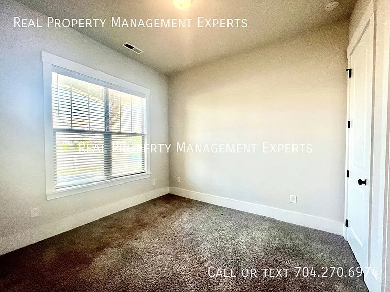 8878 Cotton Grove Ct — Photo 9
