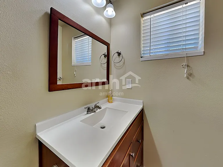 1188 W 1420 N — Photo 11