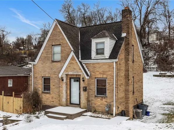 50 Sunrise Dr, Pittsburgh, PA 15236