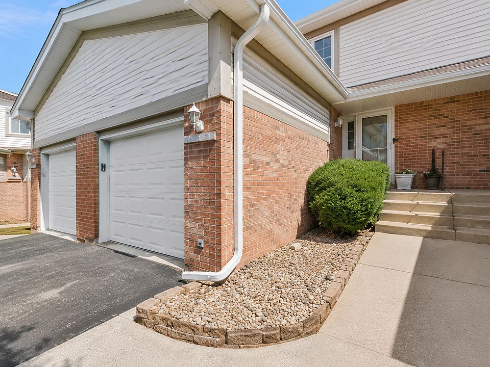 1st image of 15931 Blackwater Ct
