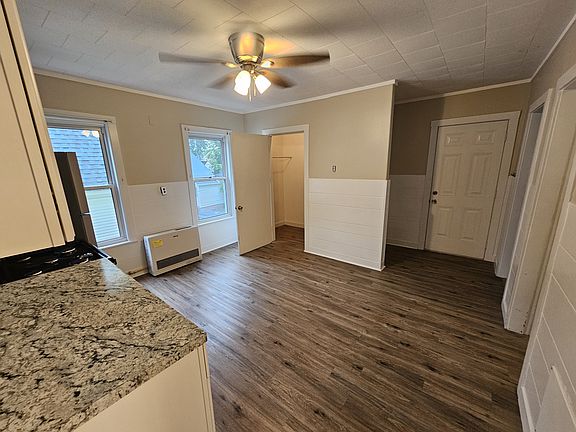 2nd image of 120 Pilgrim Ave #2