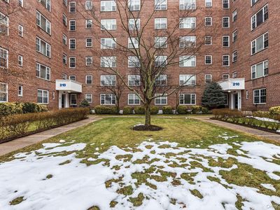 210 Pelham Road #6E, New Rochelle, NY, 10805
