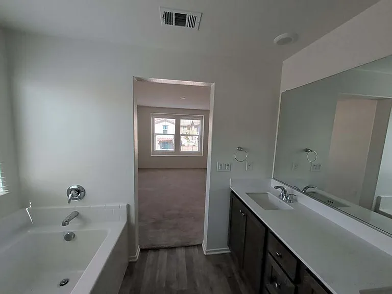 295 Fuerte Dr — Photo 24