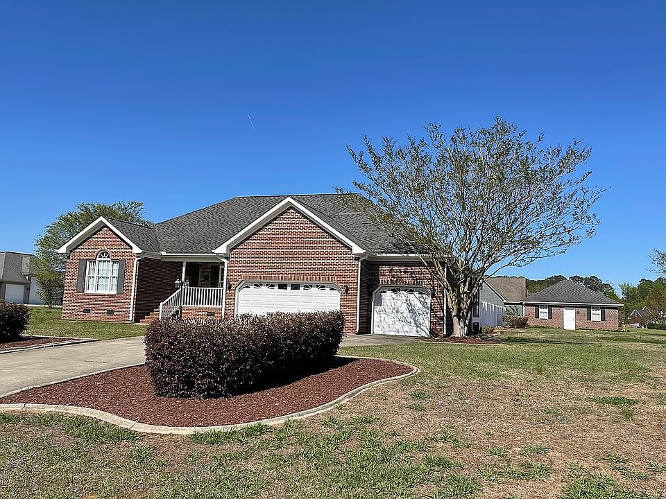 1st image of 102 Edgebrook Dr